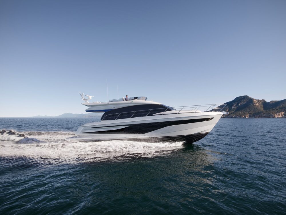 f55-exterior-cgi-running-white-hull-2-1000x753